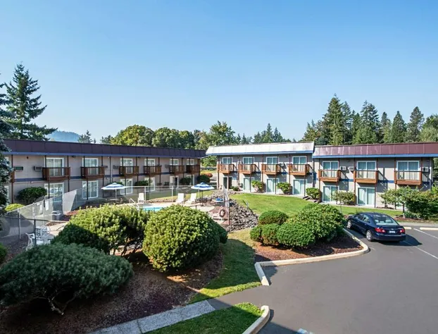 Rodeway Inn Enumclaw Mount Rainier-Crystal Mountain Area hotel detail image 1