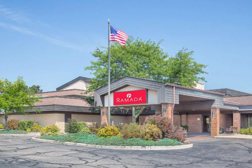 Ramada by Wyndham Waupaca hotel hero