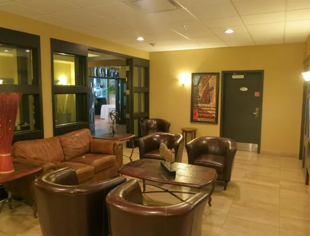 Days Inn by Wyndham Levis hotel detail image 3