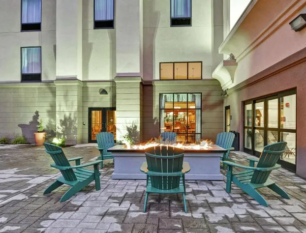 Hampton Inn and Suites New Hartford/Utica hotel detail image 3