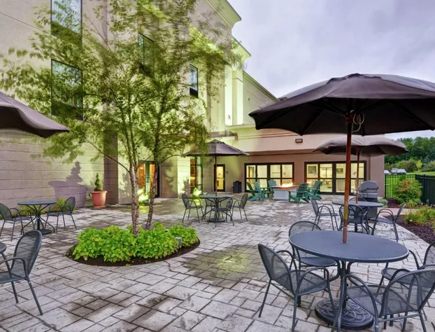 Hampton Inn and Suites New Hartford/Utica hotel detail image 4