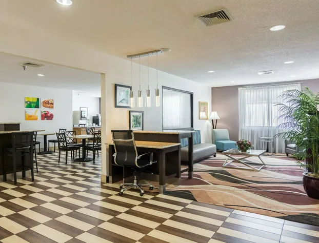 Quality Inn Warsaw near Rappahannock River hotel detail image 3