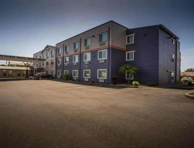 Inn at Wecoma hotel detail image 1