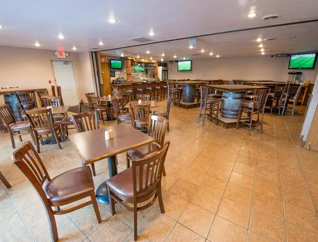 Boarders Inn & Suites by Cobblestone Hotels - Munising hotel detail image 4