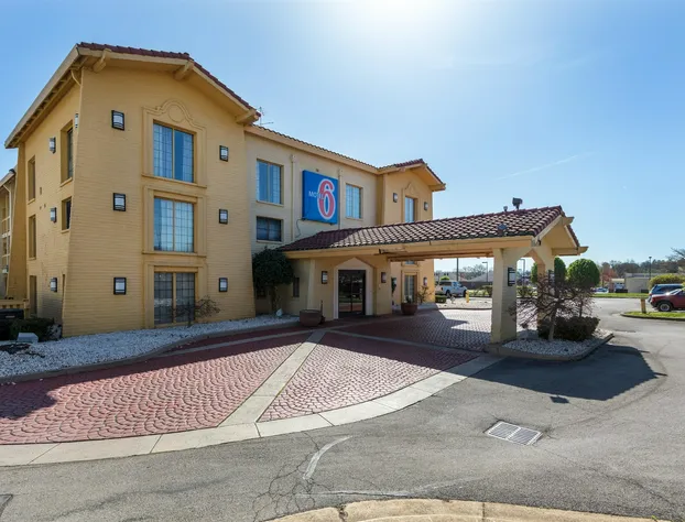 Motel 6 Knoxville, TN hotel detail image 2