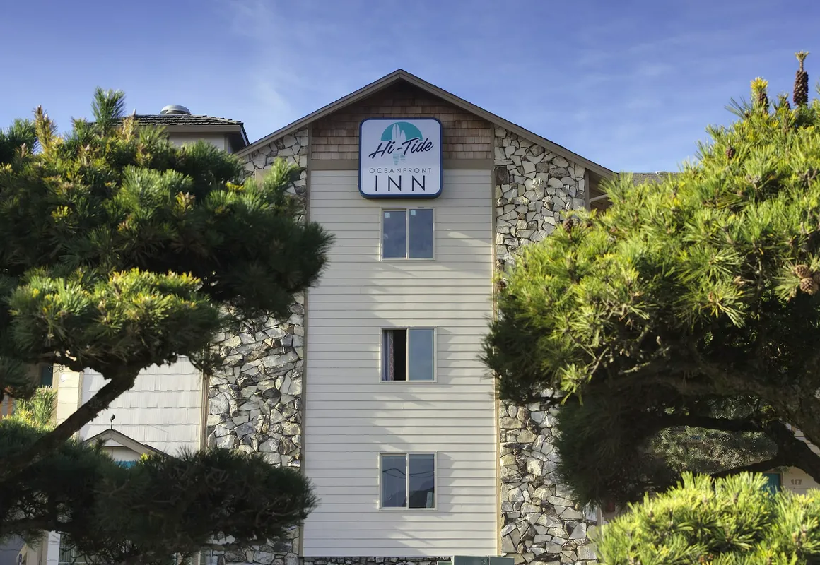 Hi-Tide Oceanfront Inn hotel hero