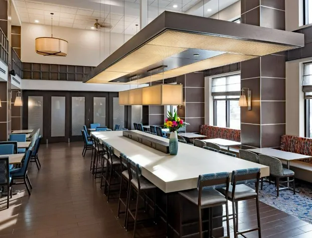 Hampton Inn & Suites by Hilton Halifax - Dartmouth hotel detail image 4