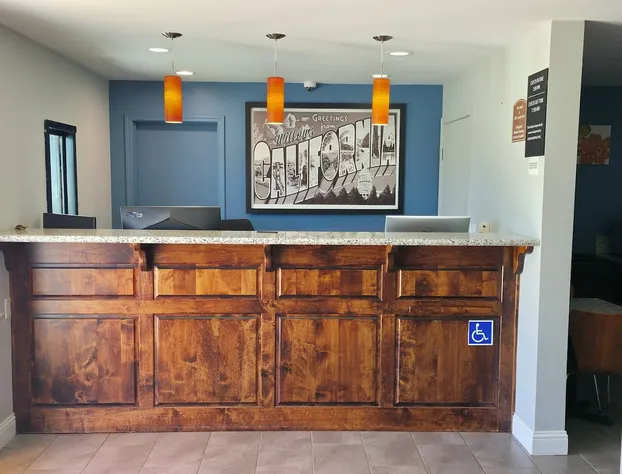 Deluxe Inn Willows hotel detail image 4