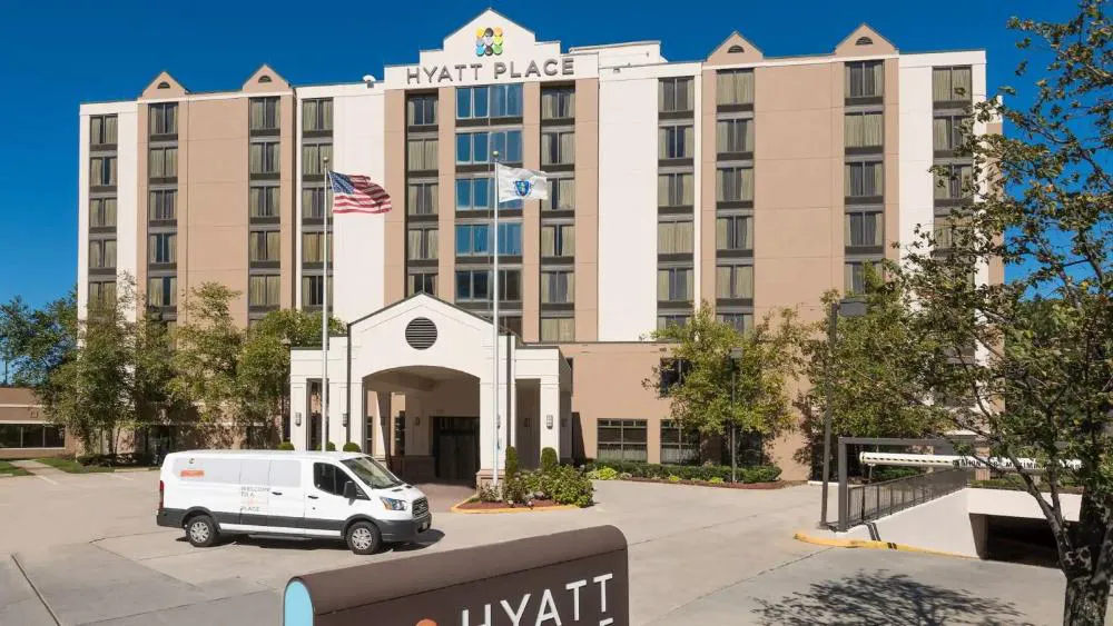 Hyatt Place Boston/Medford hotel hero