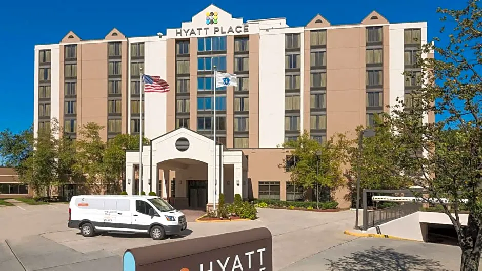 Hyatt Place Boston/Medford hotel hero