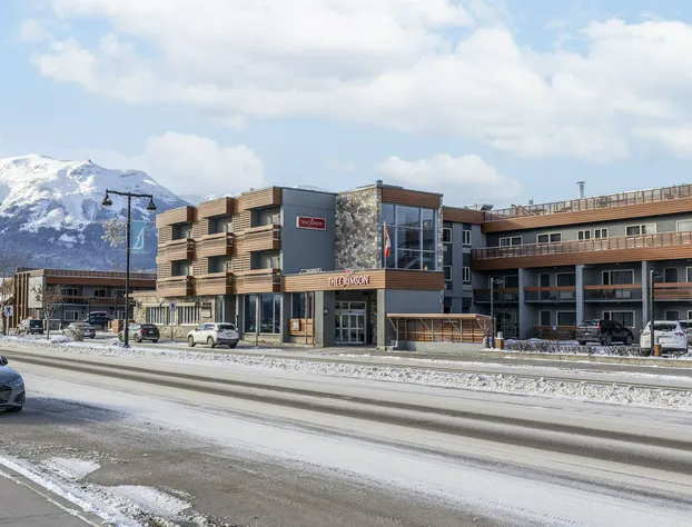 The Crimson Jasper hotel detail image 1