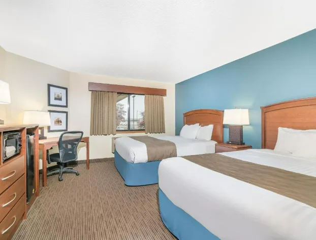 Days Inn & Suites by Wyndham Baxter Brainerd Area hotel detail image 1