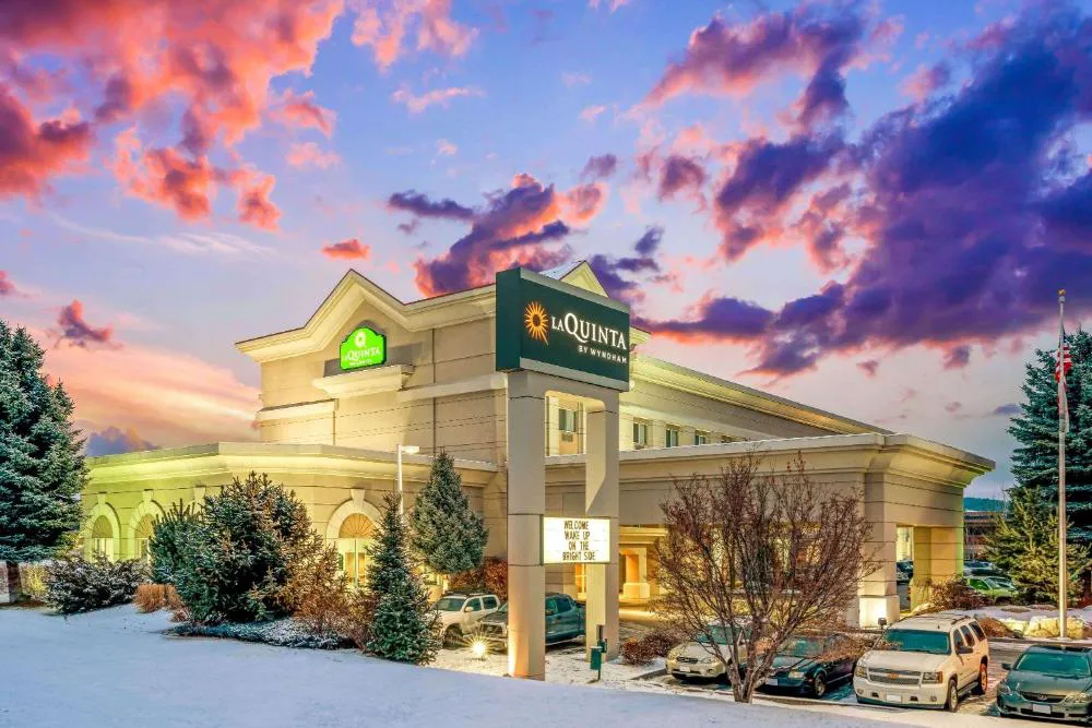 La Quinta Inn & Suites by Wyndham Coeur d`Alene hotel hero
