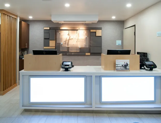 Holiday Inn Express Santa Rosa North by IHG hotel detail image 2