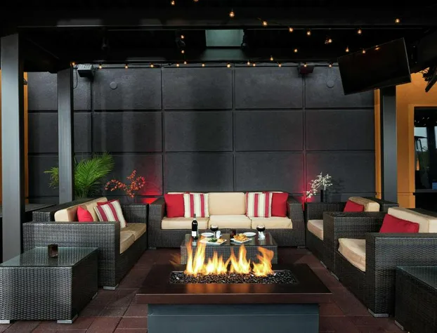 DoubleTree by Hilton Roseville Minneapolis hotel detail image 4