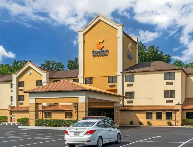 Comfort Inn & Suites LaVale - Cumberland hotel detail image 2
