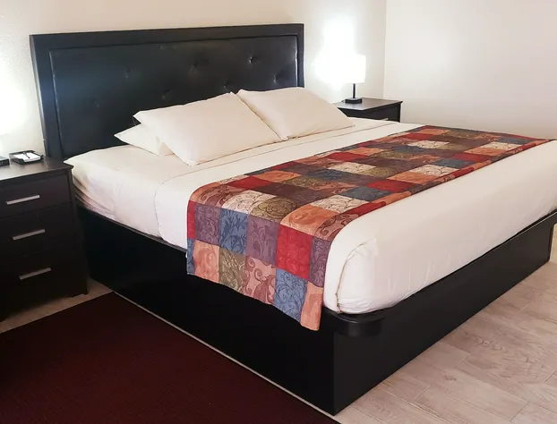 Simple Rewards Inn hotel detail image 4