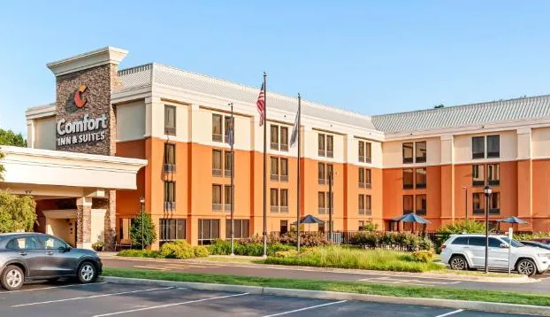 Comfort Inn & Suites Newark - Wilmington hotel detail image 1