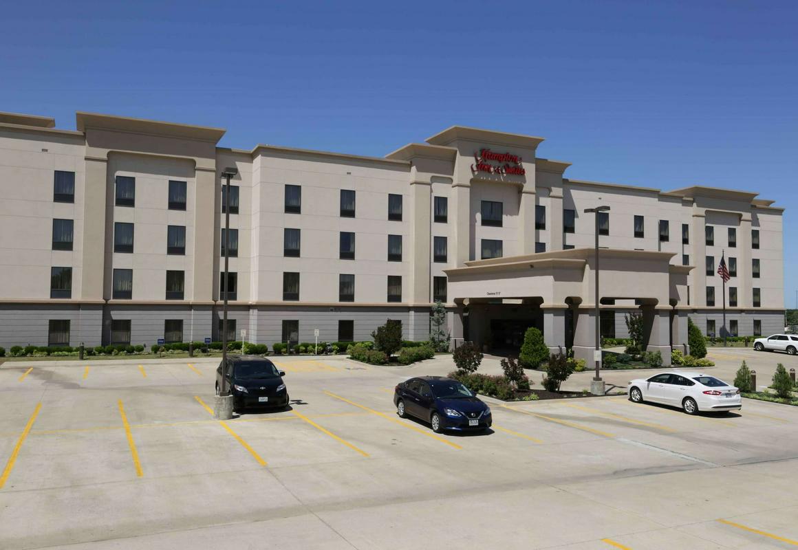 Hampton Inn & Suites McAlester hotel hero