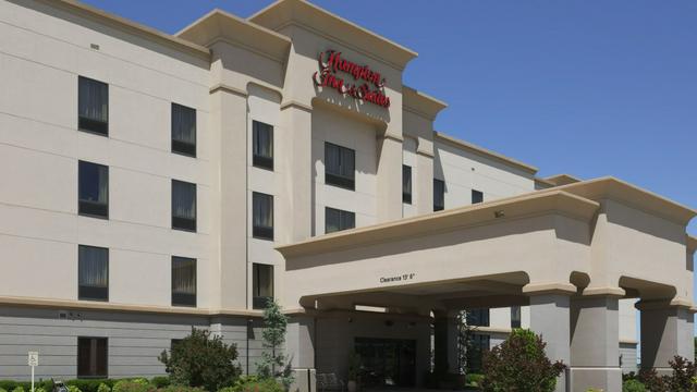 Hampton Inn & Suites McAlester hotel detail image 3