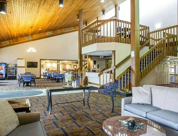 Howard Johnson by Wyndham Merrillville hotel detail image 1