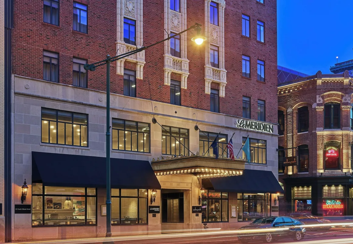 Le Méridien Indianapolis hotel hero