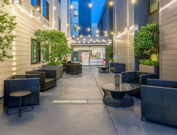 Aloft Sunnyvale hotel detail image 2