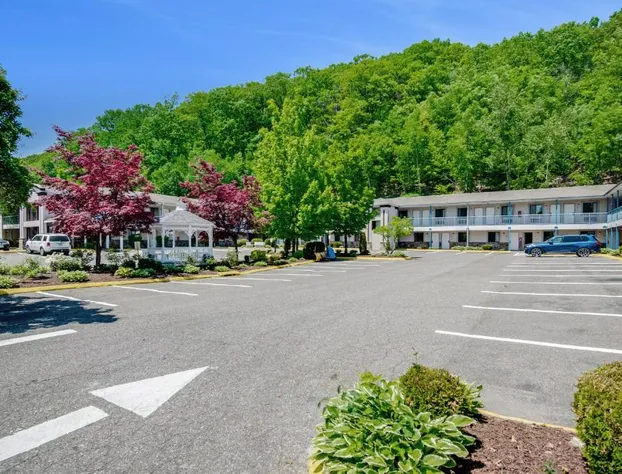 Americas Best Value Inn Torrington CT hotel detail image 3