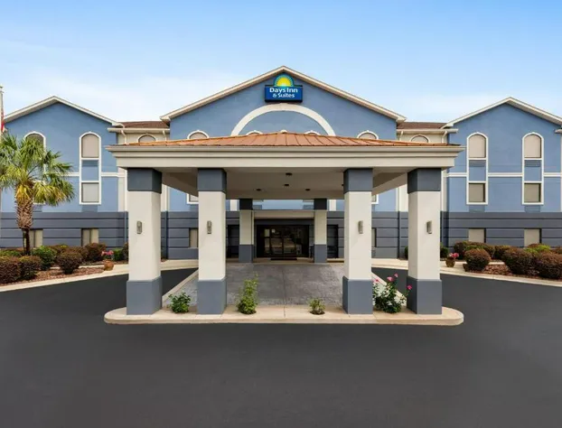 Days Inn & Suites by Wyndham Prattville-Montgomery hotel detail image 2