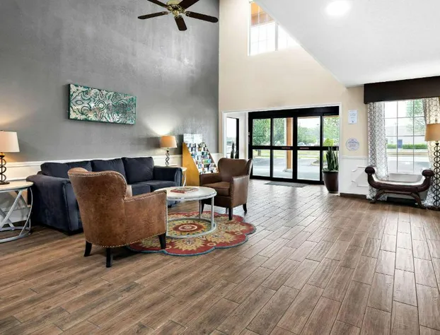 Quality Inn Decatur River City hotel detail image 2