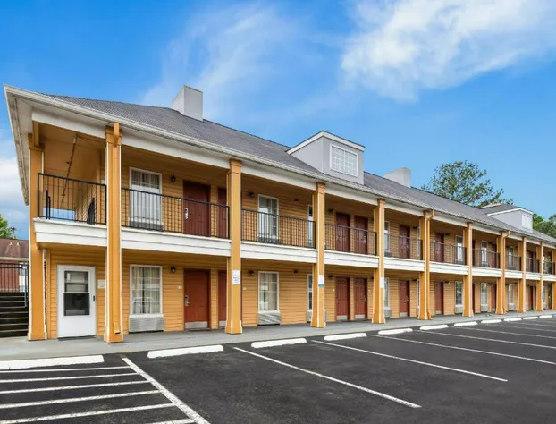 Quality Inn Decatur River City hotel detail image 1