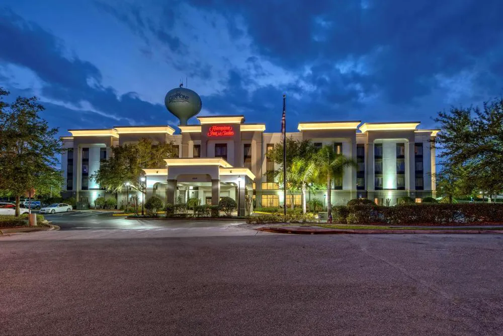 Hampton Inn & Suites Clermont hotel hero