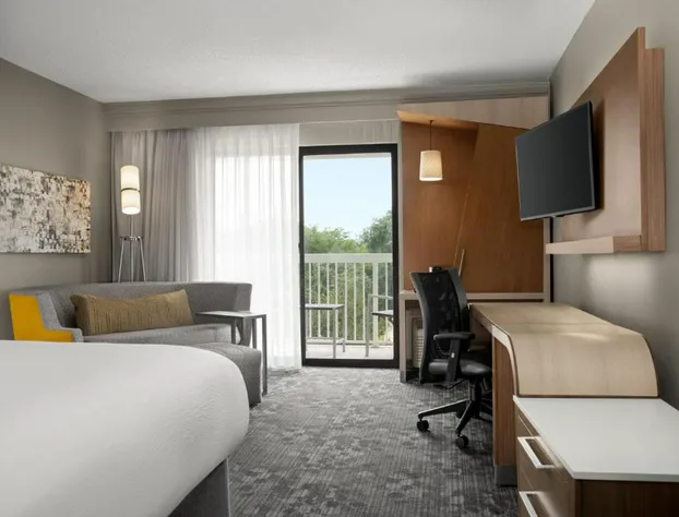 Courtyard by Marriott Lafayette Airport hotel detail image 4