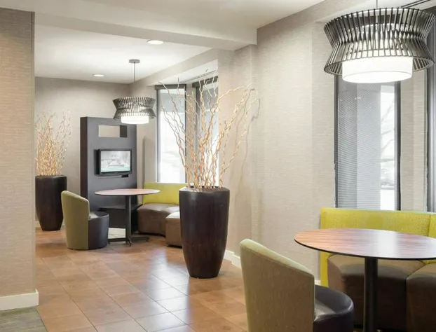 Courtyard by Marriott Princeton hotel detail image 2