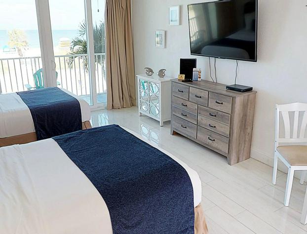 Island Inn Beach Resort hotel detail image 3