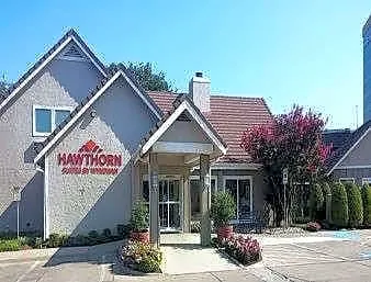 Hawthorn Suites By Wyndham Fort Worth/Medical Center hotel detail image 1