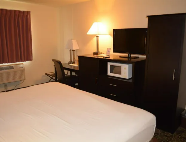 Baymont by Wyndham Holland hotel detail image 4