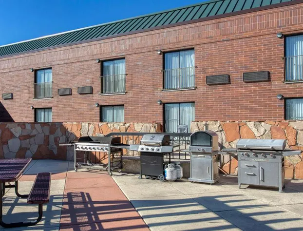 SureStay Plus Hotel by Best Western Price hotel detail image 1