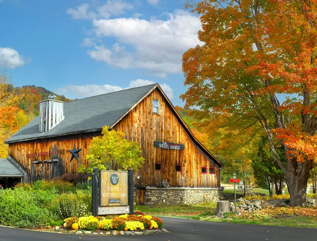 Whitneys Inn at Black Mountain hotel detail image 1