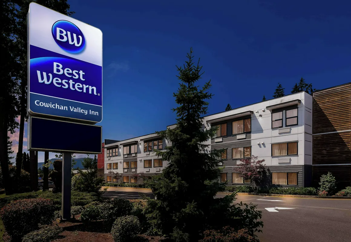Best Western Cowichan Valley Inn hotel hero