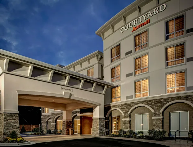 Courtyard Boone hotel detail image 1