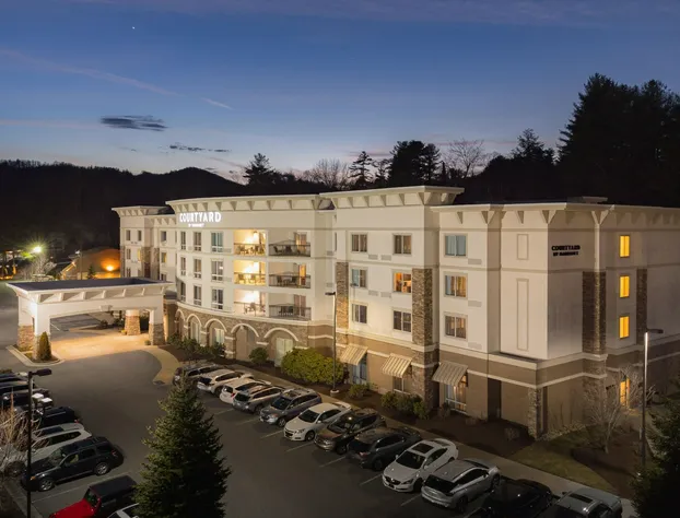 Courtyard Boone hotel detail image 2