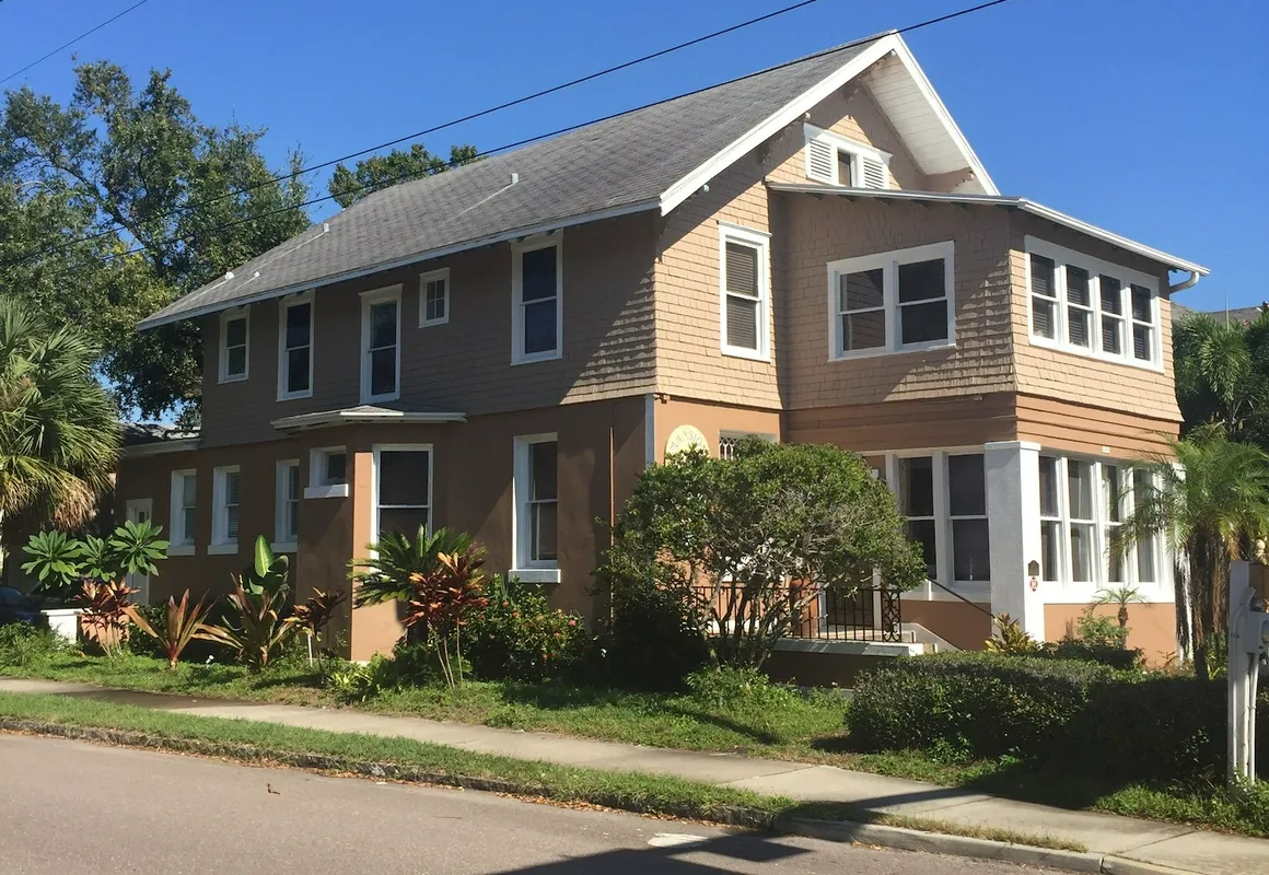 Mansion Inn hotel hero