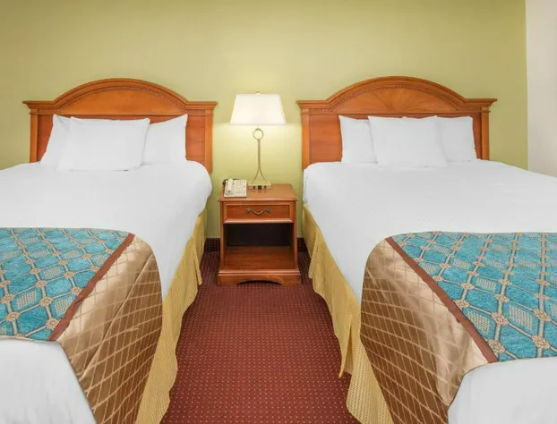 Baymont by Wyndham Orangeburg North hotel detail image 2