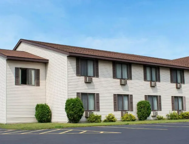 Magnuson Hotel Country Inn hotel detail image 2