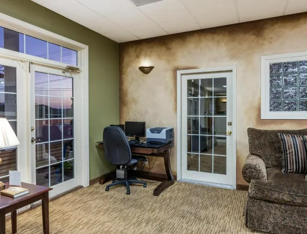 Angel Inn Near IMAX, a Travelodge by Wyndham hotel detail image 1