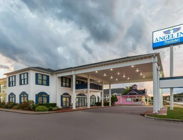 Angel Inn Near IMAX, a Travelodge by Wyndham hotel detail image 1