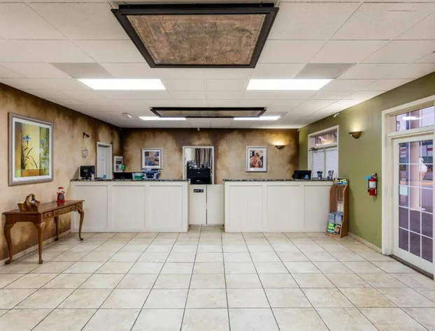 Angel Inn Near IMAX, a Travelodge by Wyndham hotel detail image 4