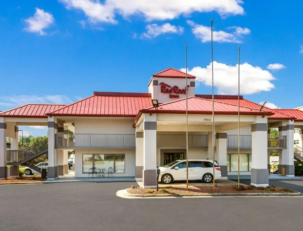 Red Roof Inn Fayetteville I-95 hotel detail image 1