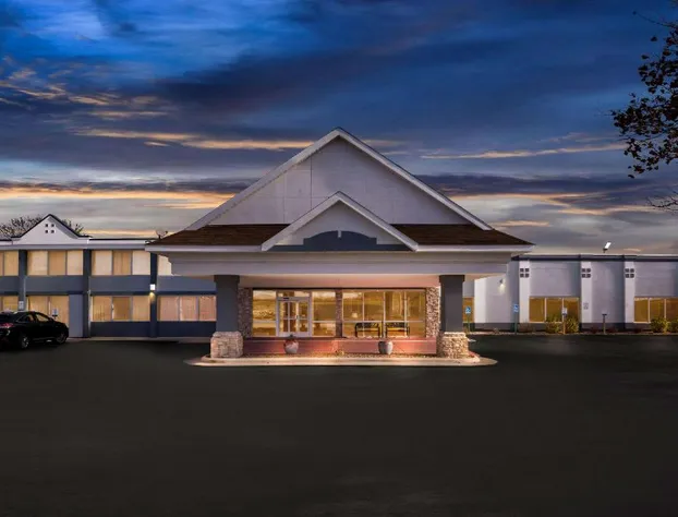 Quality Inn Fort Dodge hotel detail image 1